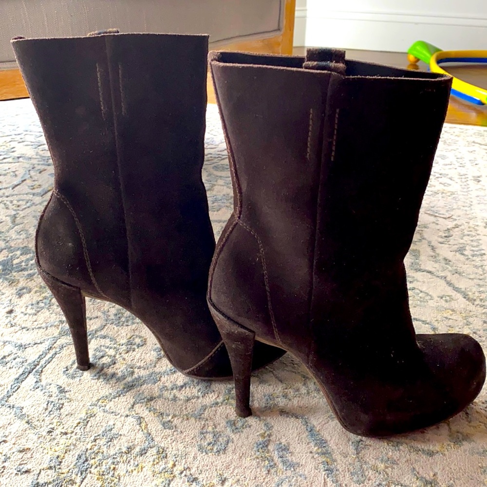 Pedro Garcia Brown suede boots